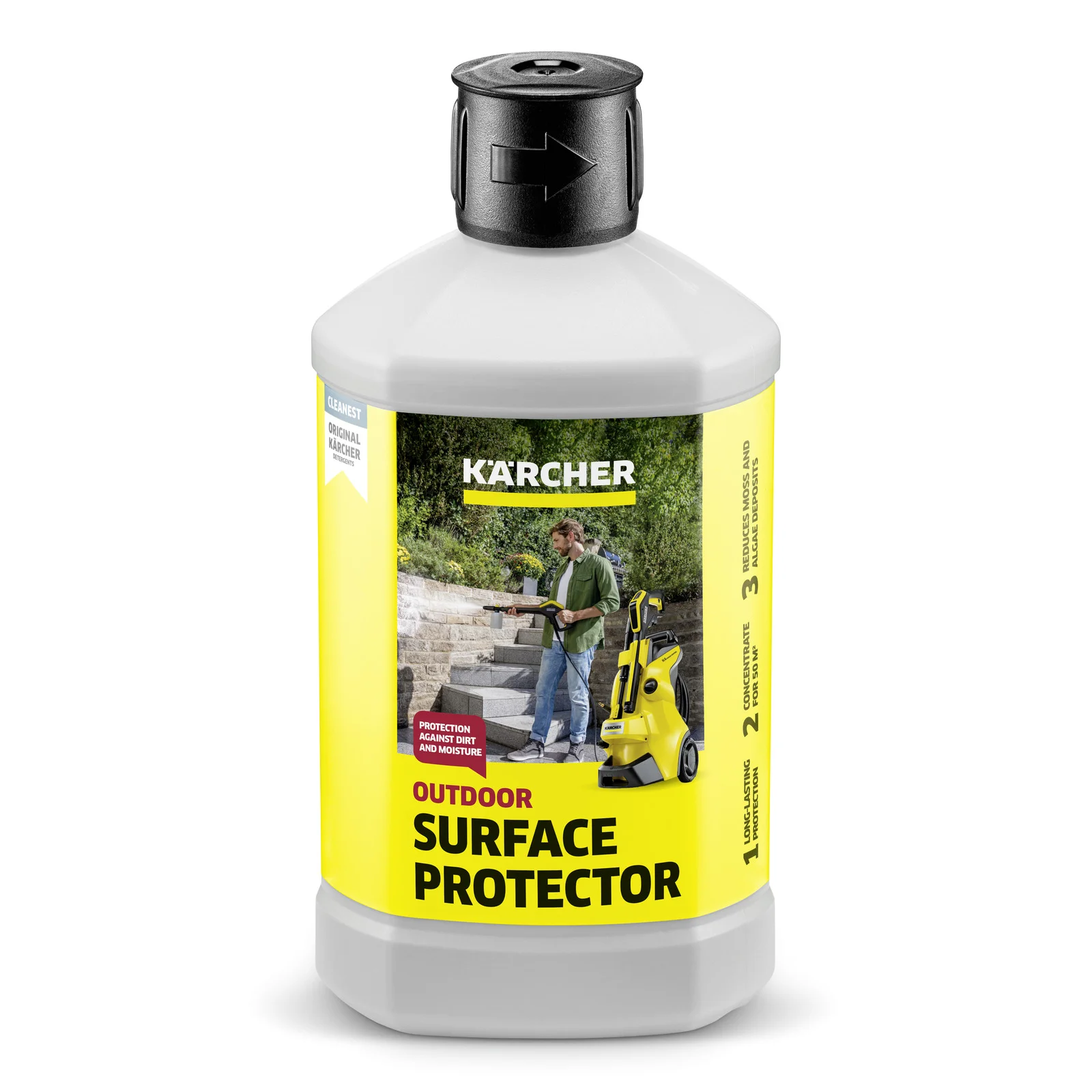 Kärcher Outdoor Surface Protector Flasche mit gelbem Etikett, zeigt Mann mit Hochdruckreiniger auf Treppe im Garten.